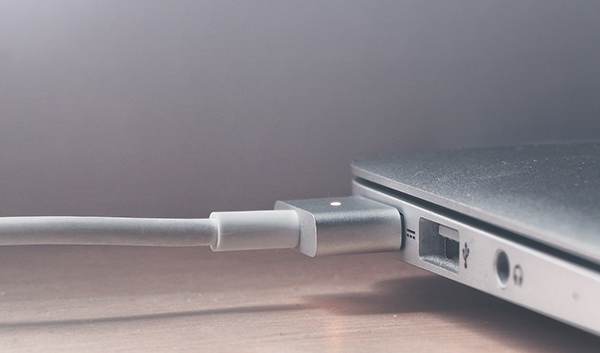 苏州工业园区网页设计>网站浮动布局的优势？